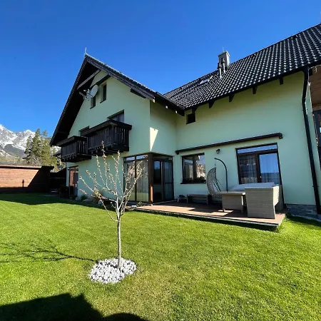 Apartman Lomnicak Apartament