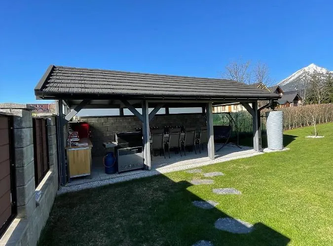 Apartament Apartman Lomnicak *