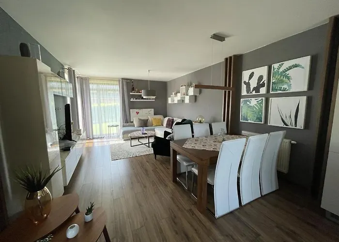 Apartman Lomnicak Apartament *